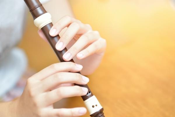 リコーダーでなかなか出ない低い「ド」　上手に吹く2つのコツ
