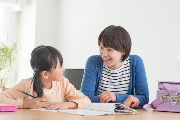 小学生の学習習慣はどうつくる？家庭学習の方法と保護者の関わり方を解説